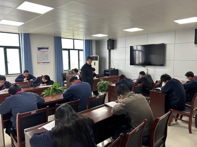 建材公司、檢測公司聯(lián)合開展管理人員業(yè)務提升考試